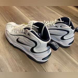 COPY - Nike air uptempo